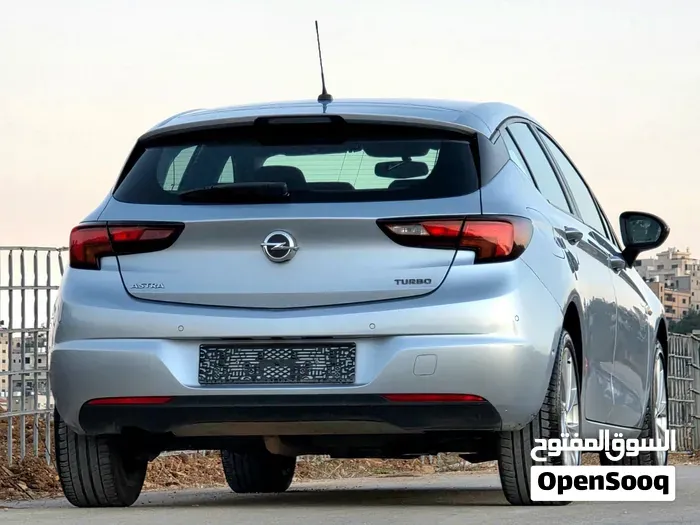 Opel Astra 2016 photo 2