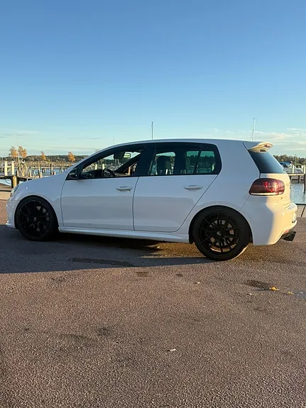 Volkswagen Golf Vi 2011 photo 3