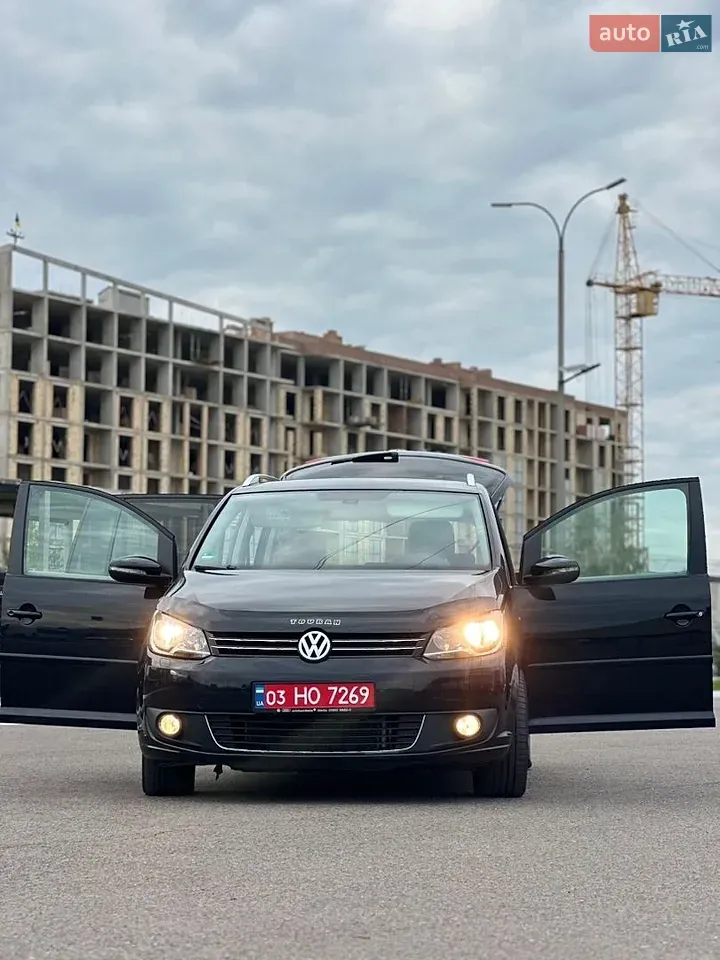 Volkswagen Touran 2015 photo 5