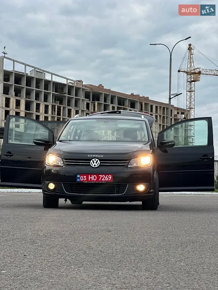 Volkswagen Touran 2015 photo 4