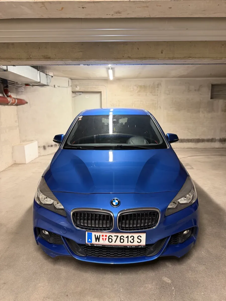 BMW 218I Active Tourer 2017 photo 3