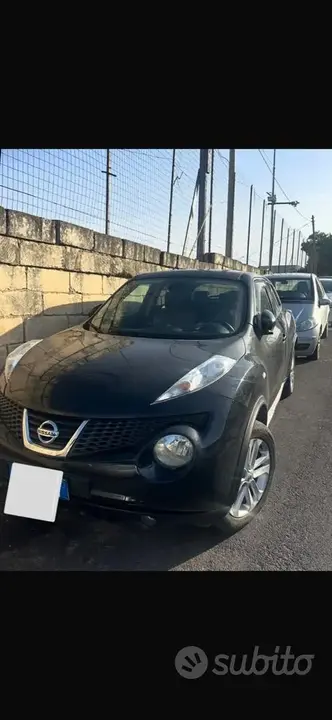 Nissan Juke 2011 photo 2