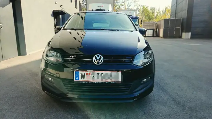 Volkswagen Polo 2012 photo 3