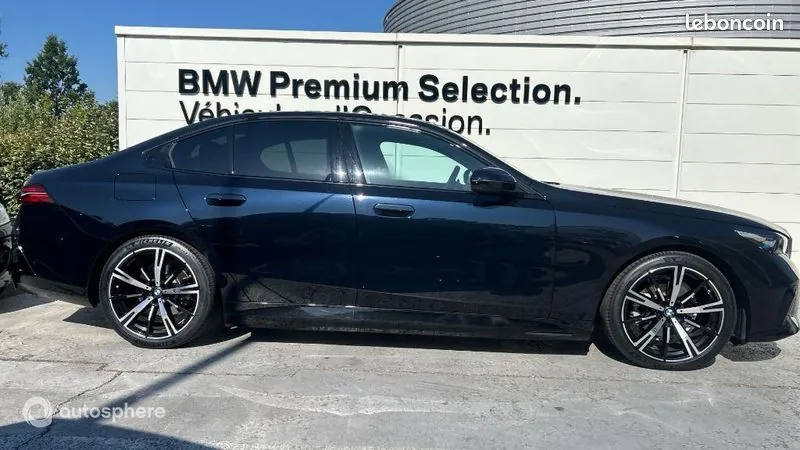 BMW 5 Series 2025 photo 4