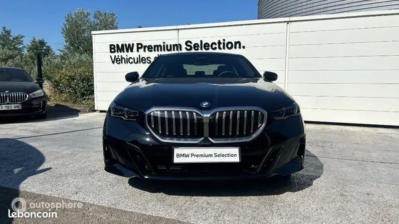 BMW 5 Series 2025 photo 2