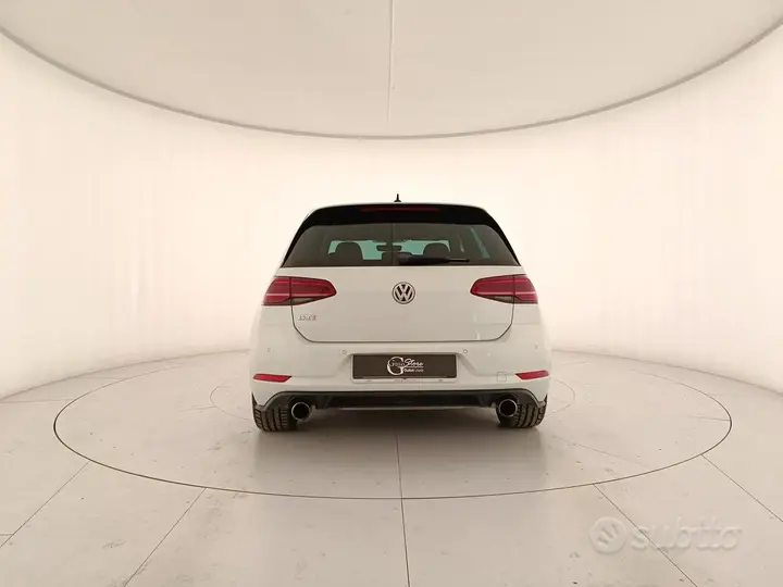 Volkswagen Golf 2017 photo 4