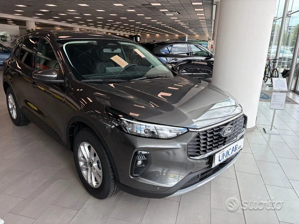 Ford Kuga 2024 photo 2