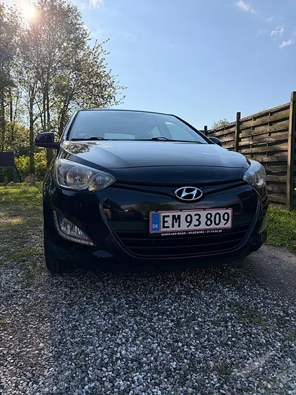 Hyundai I20 2013 photo 2
