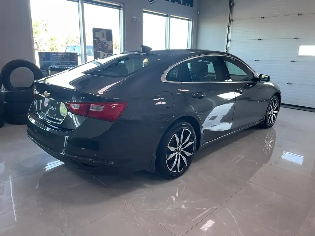 Chevrolet Malibu 2016 photo 3