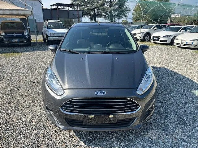 Ford Fiesta 2017 photo 2