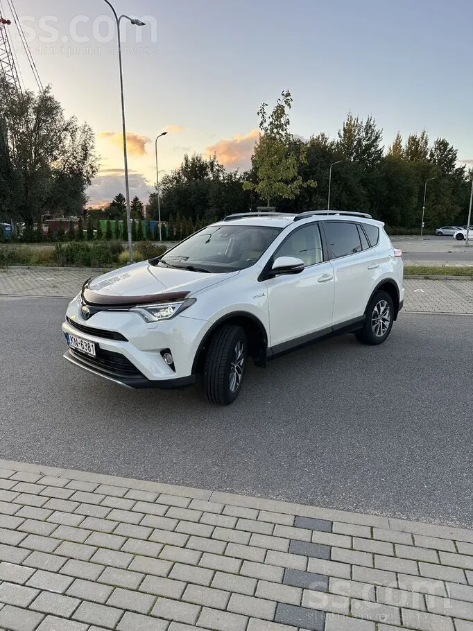 Toyota Rav4 2016 photo 5