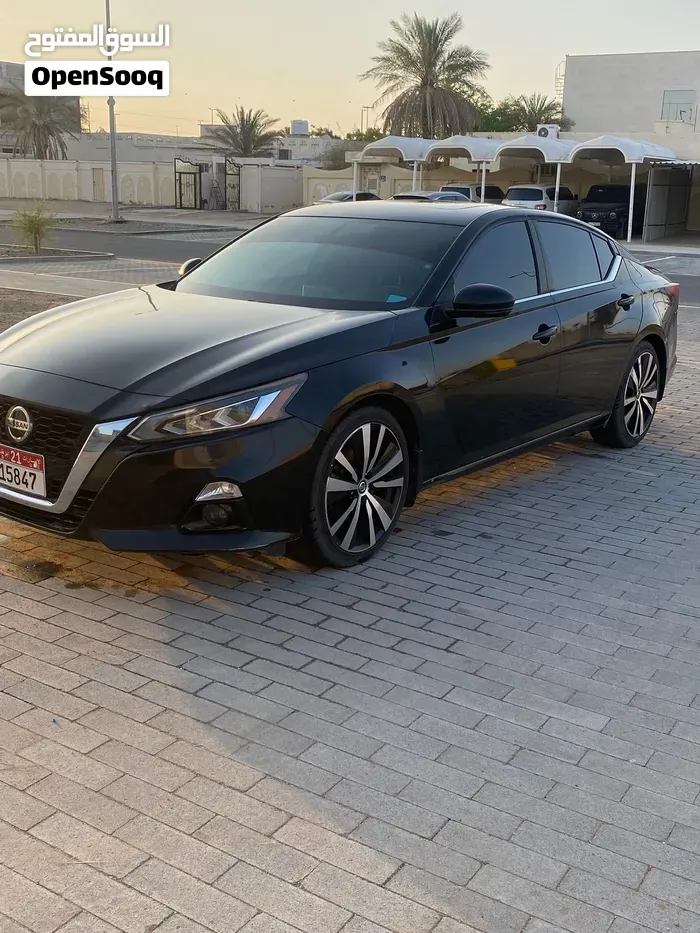 Nissan Altima