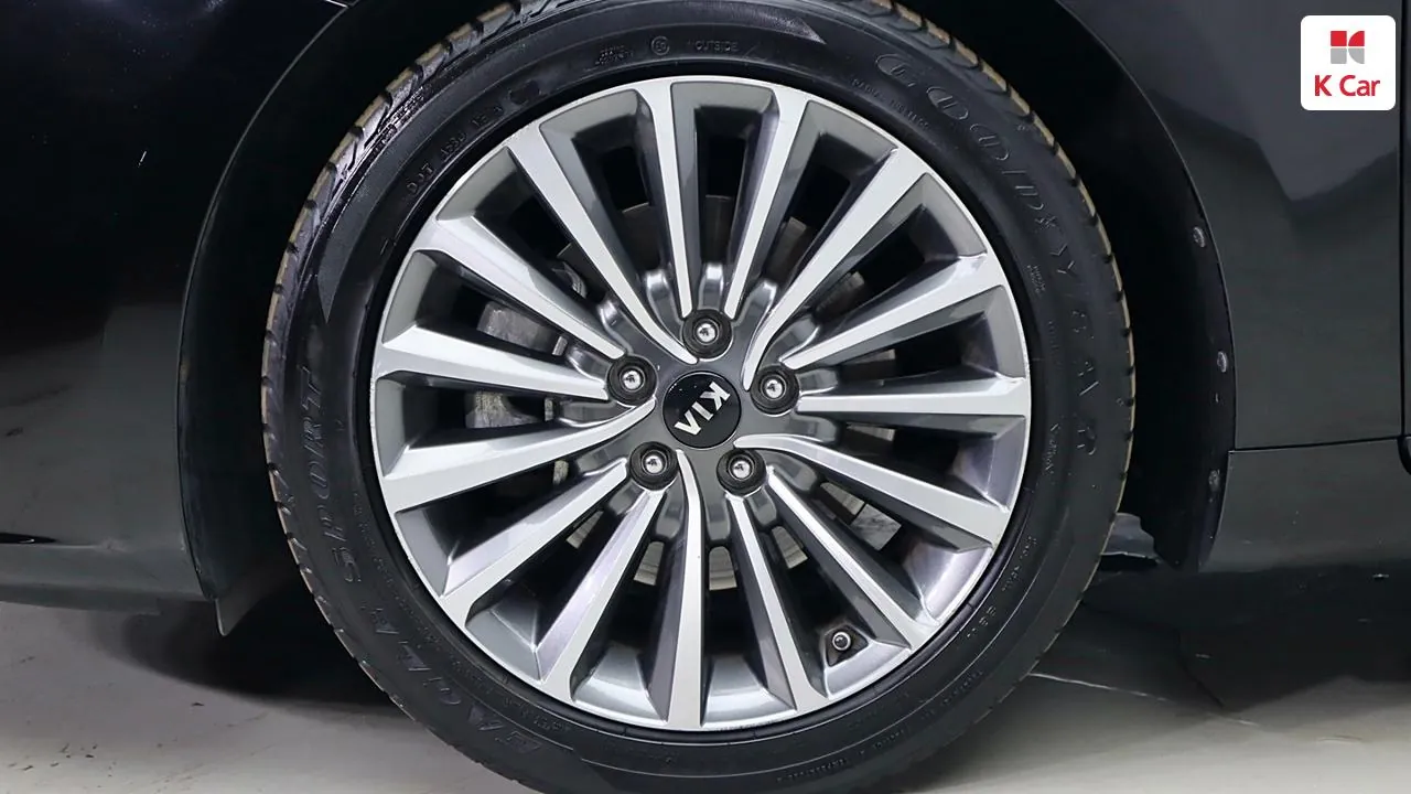 Kia K7 2018 photo 5