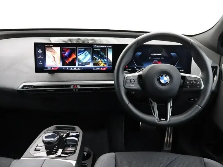 BMW Ix 2025 photo 4
