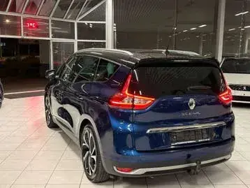 Renault Scenic 2018 photo 2