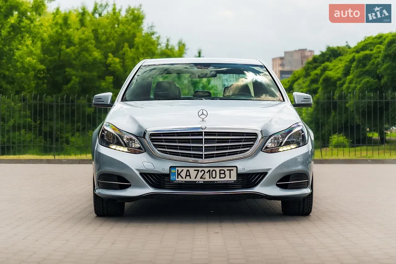 Mercedes-Benz E-Class 2013 photo 5