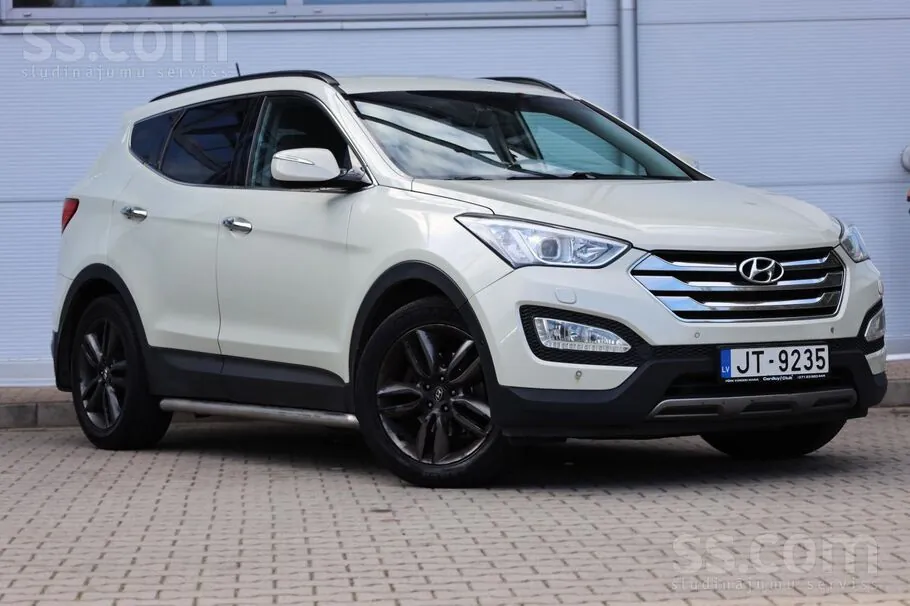 Hyundai Santa Fe 2014 photo 2