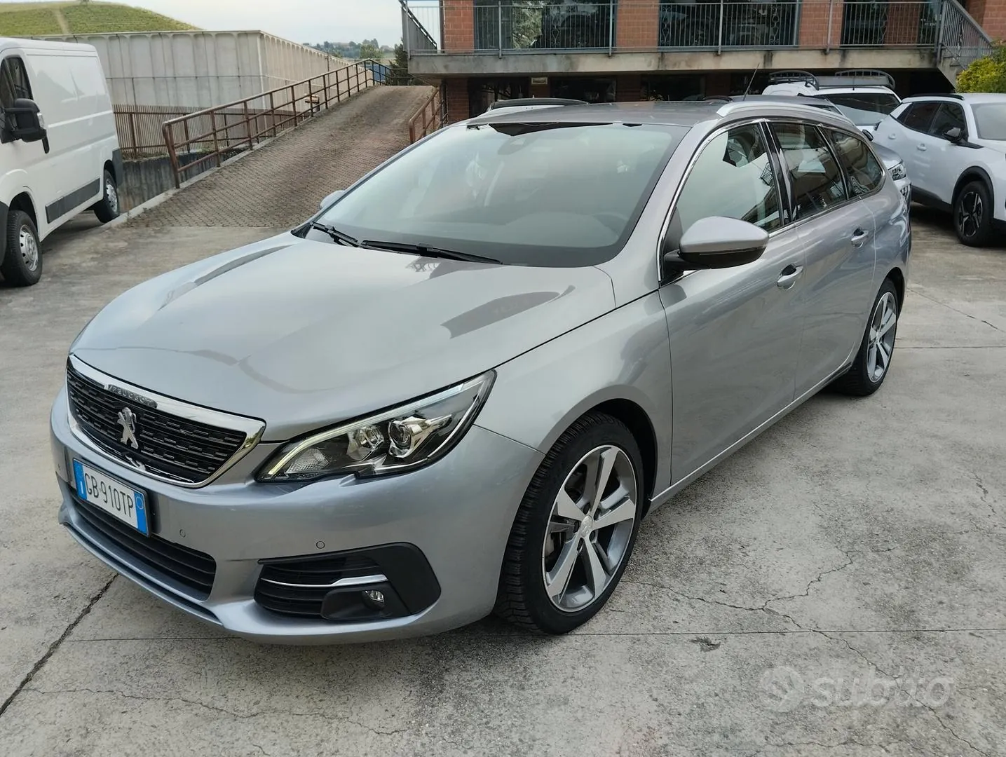 Peugeot 308