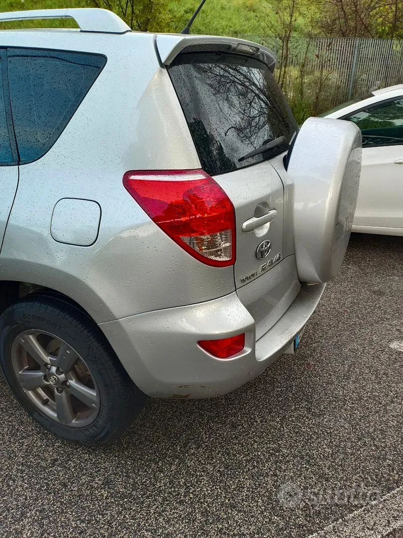Toyota Rav4 2007 photo 4