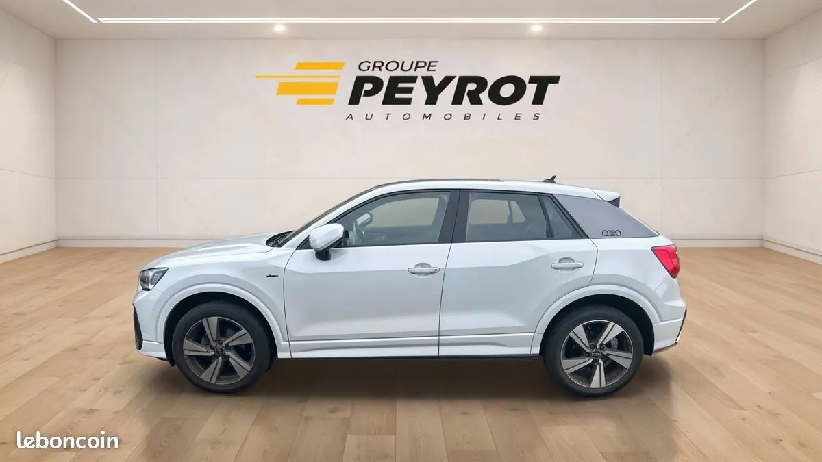 Audi Q2 2021 photo 3