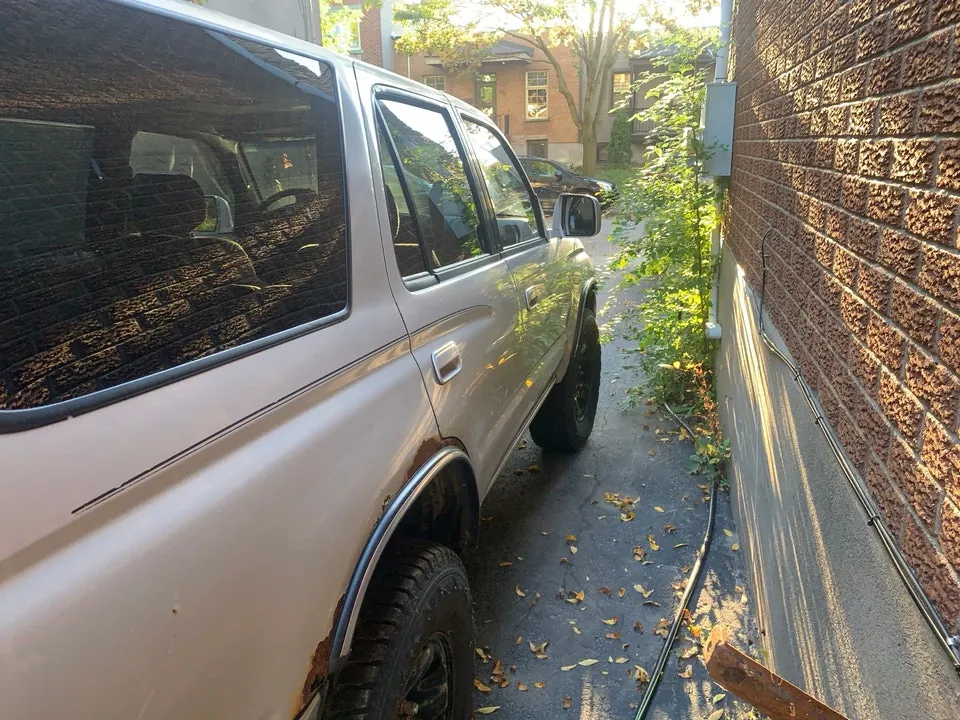 Toyota 4Runner 1997 photo 2