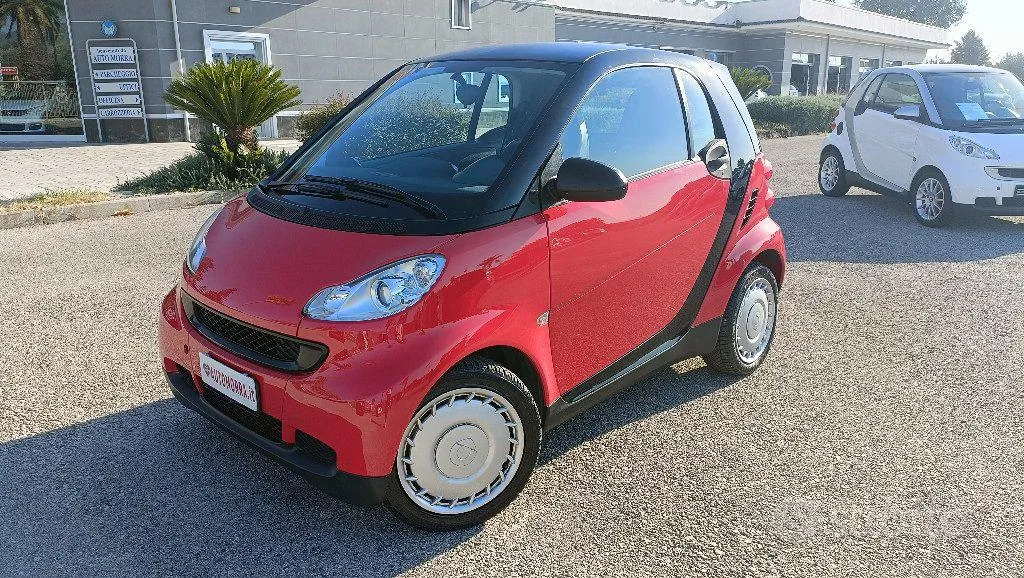 Smart Fortwo 2011 photo 2