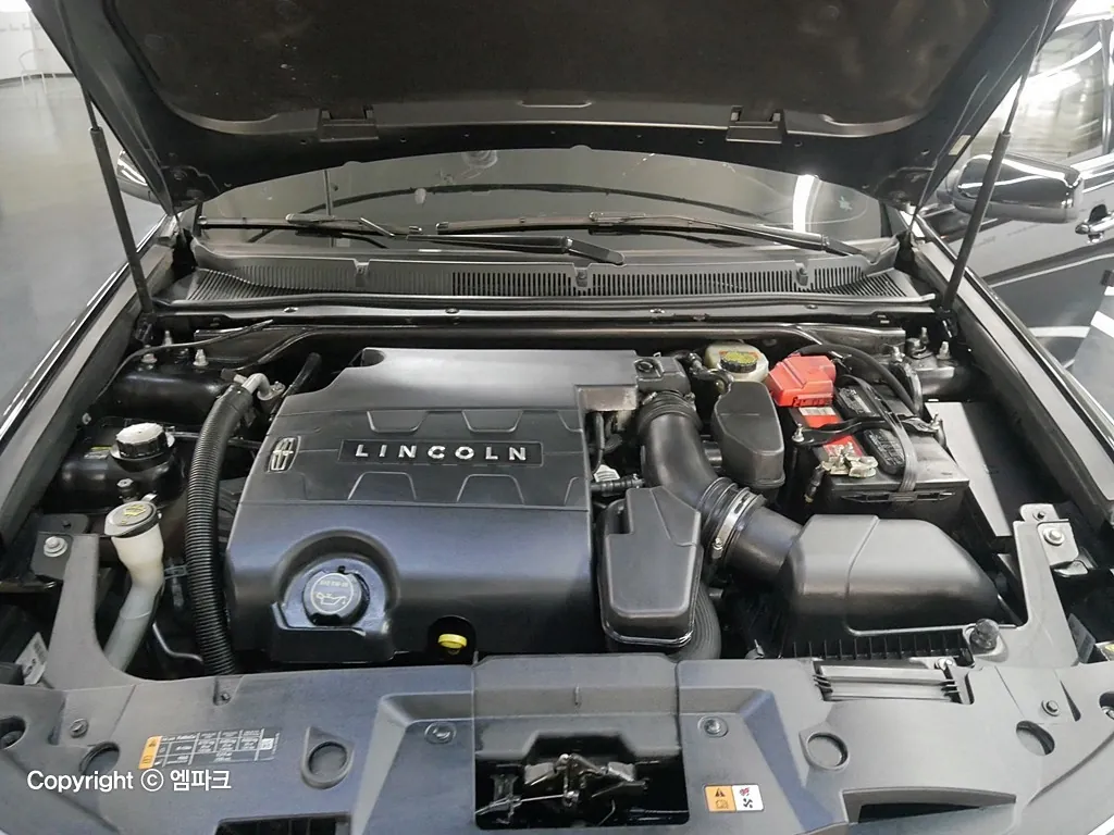 Lincoln Mks 2016 photo 5