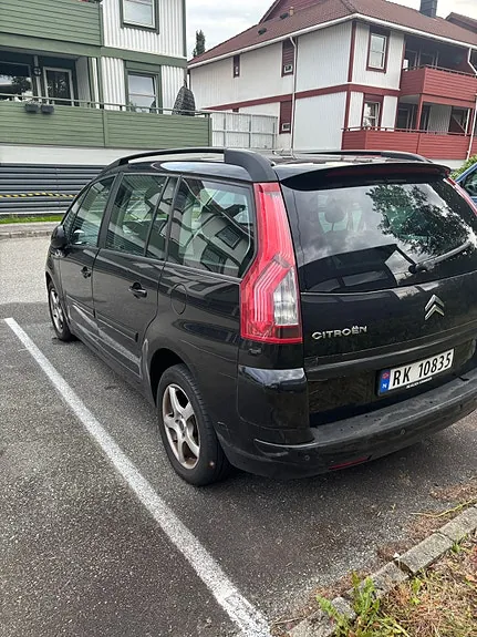 Citroen Grand C4 Picasso 2009 photo 3