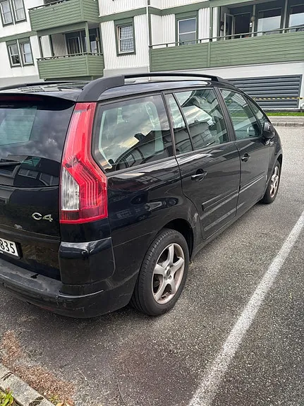 Citroen Grand C4 Picasso 2009 photo 4