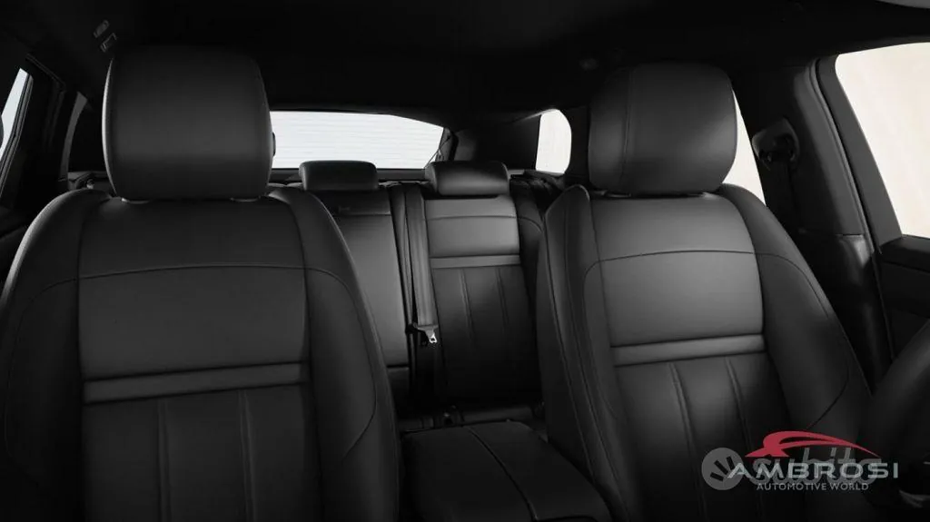 Land Rover Range Rover Evoque 2026 photo 5