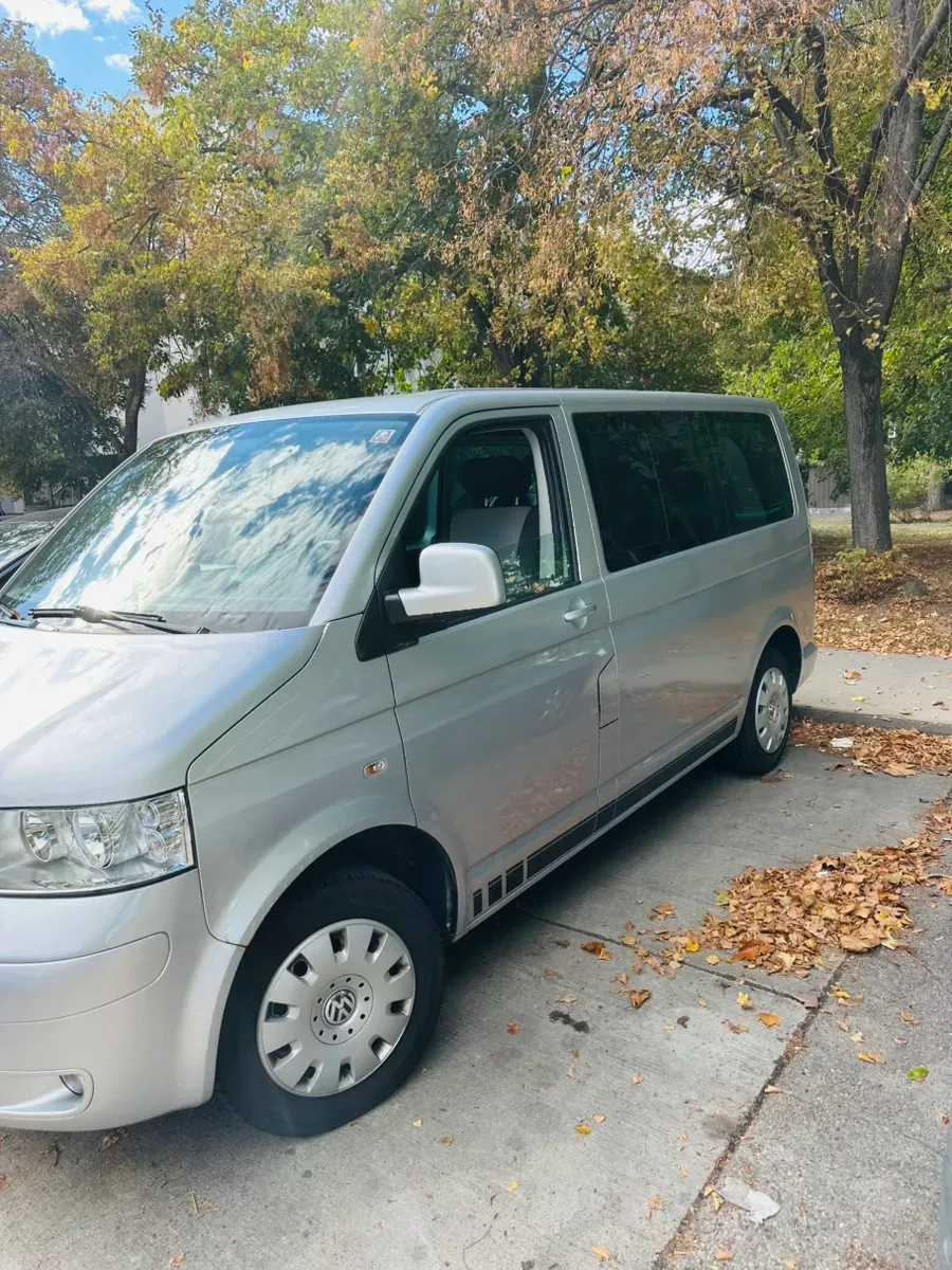 Volkswagen Multivan 2008 photo 3