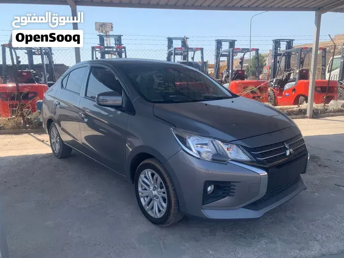 Mitsubishi Attrage Glx 2022 photo 2