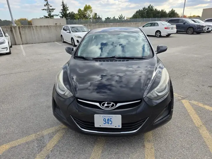 Hyundai Elantra 2015 photo 3