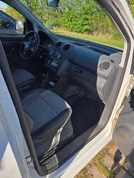 Volkswagen Caddy 2012 photo 4