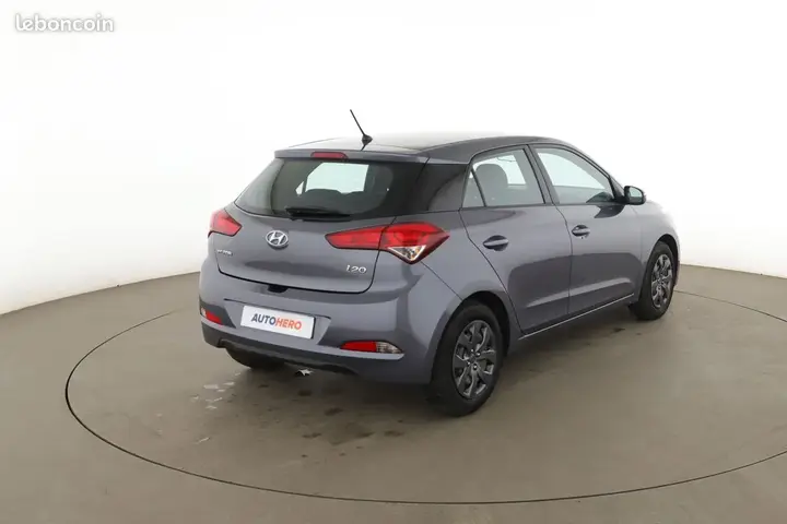 Hyundai I20 2017 photo 3