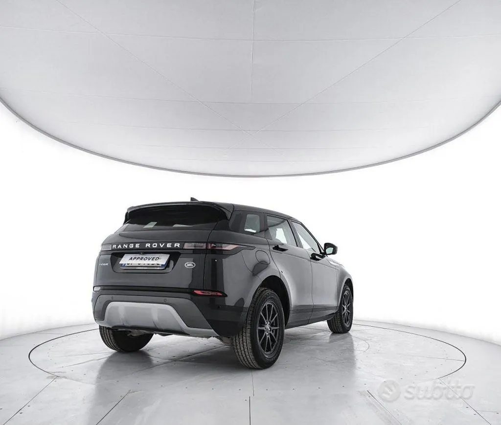 Land Rover Range Rover Evoque 2021 photo 2