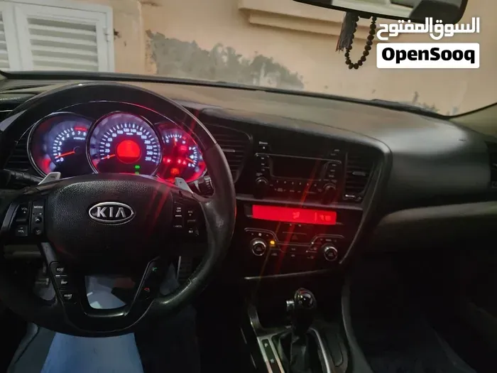 Kia Optima 2012 photo 2