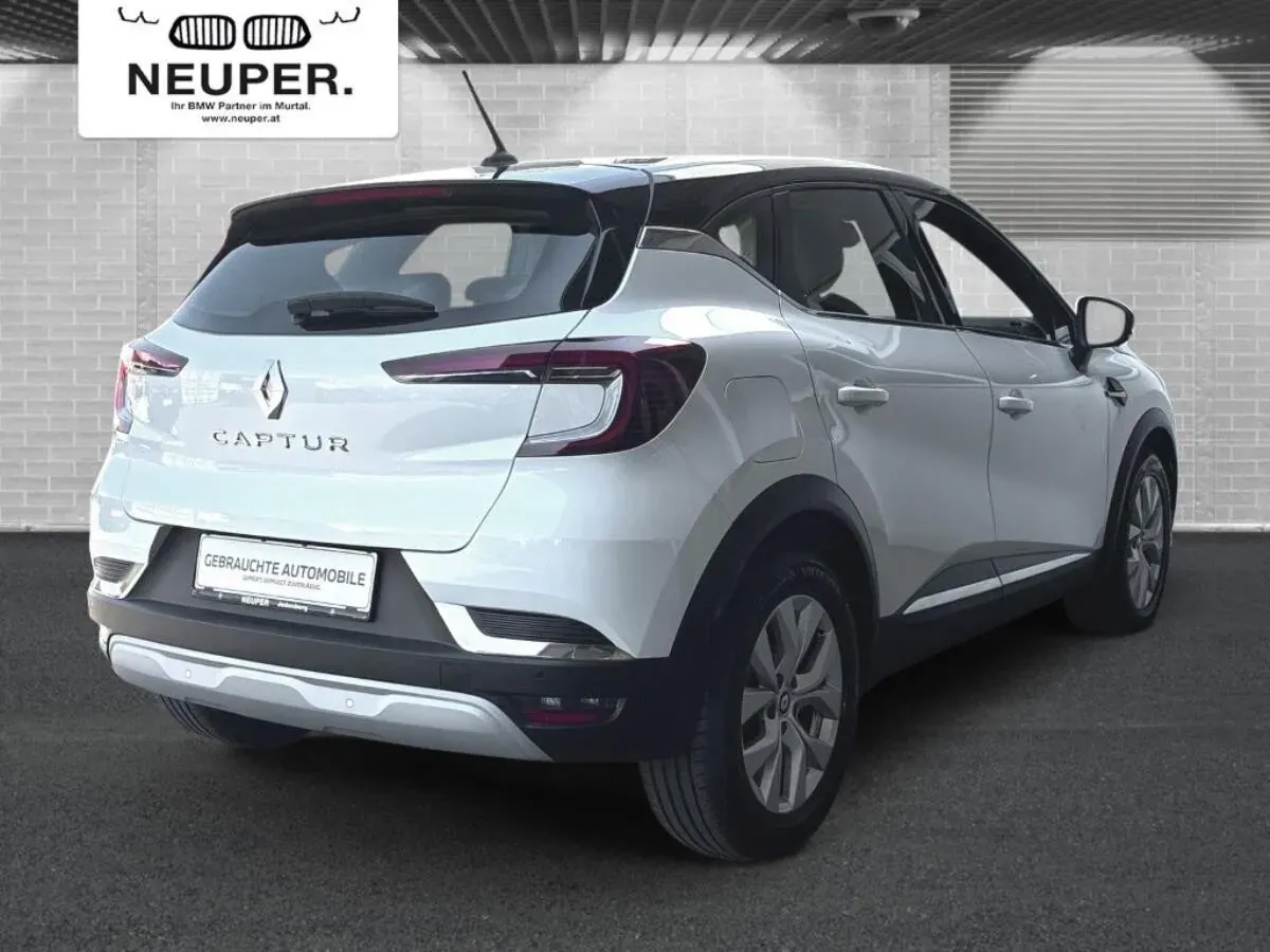 Renault Captur 2023 photo 3