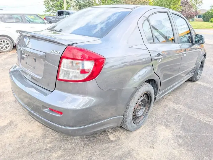 Suzuki Sx4 2013 photo 4