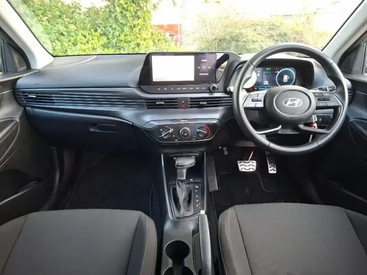 Hyundai Bayon 2024 photo 3
