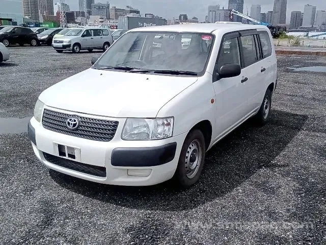 Toyota Succeed 2010 photo 2
