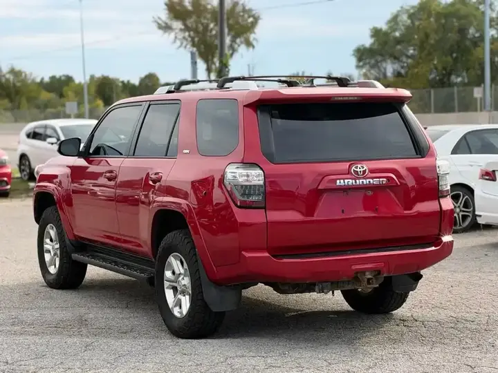 Toyota 4Runner 2014 photo 4