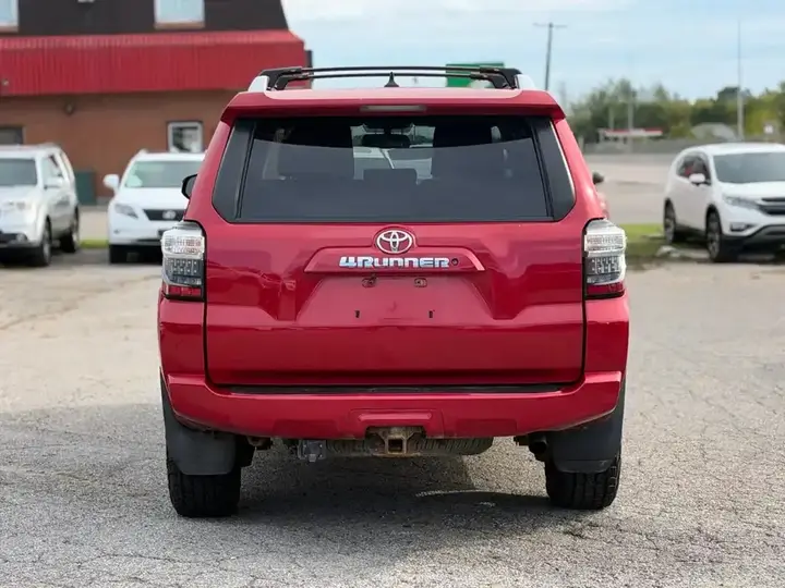 Toyota 4Runner 2014 photo 5