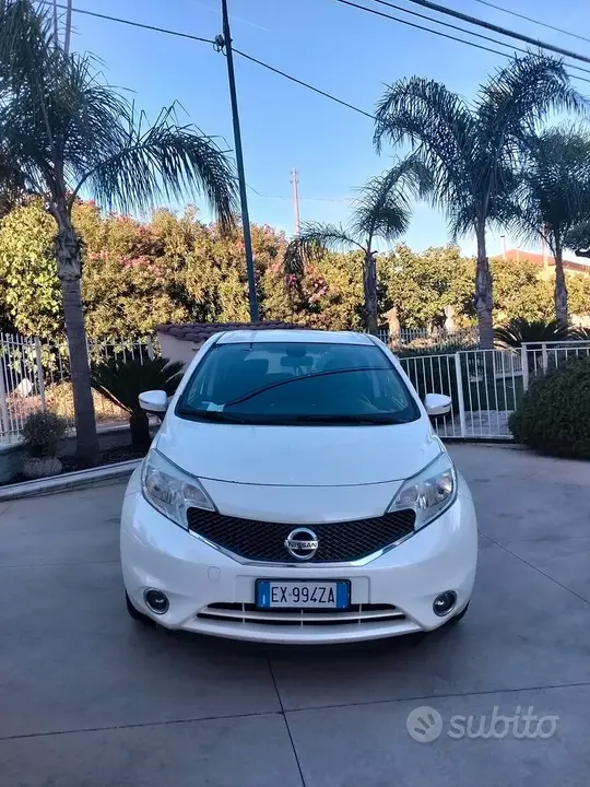 Nissan Note 2014 photo 3