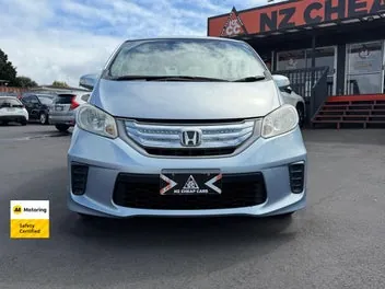 Honda Freed 2012 photo 3