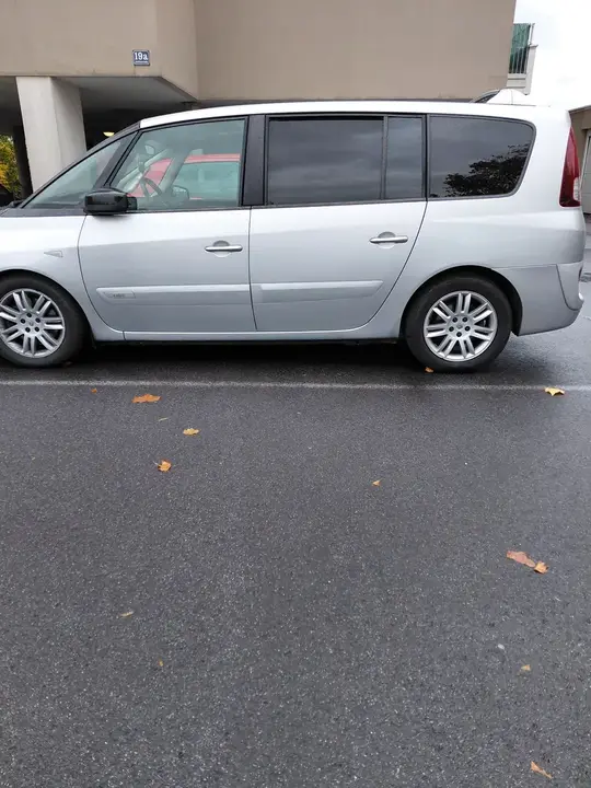 Renault Espace 2014 photo 3