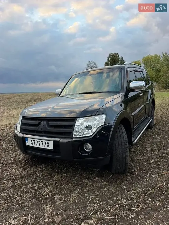 Mitsubishi Pajero Wagon