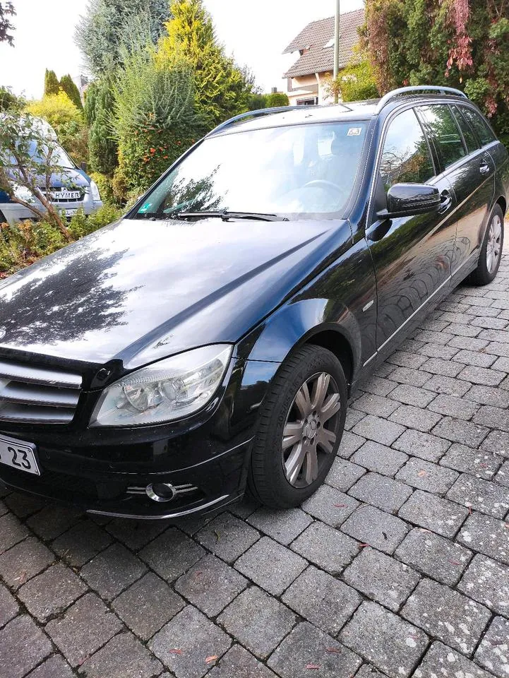 Mercedes-Benz C200