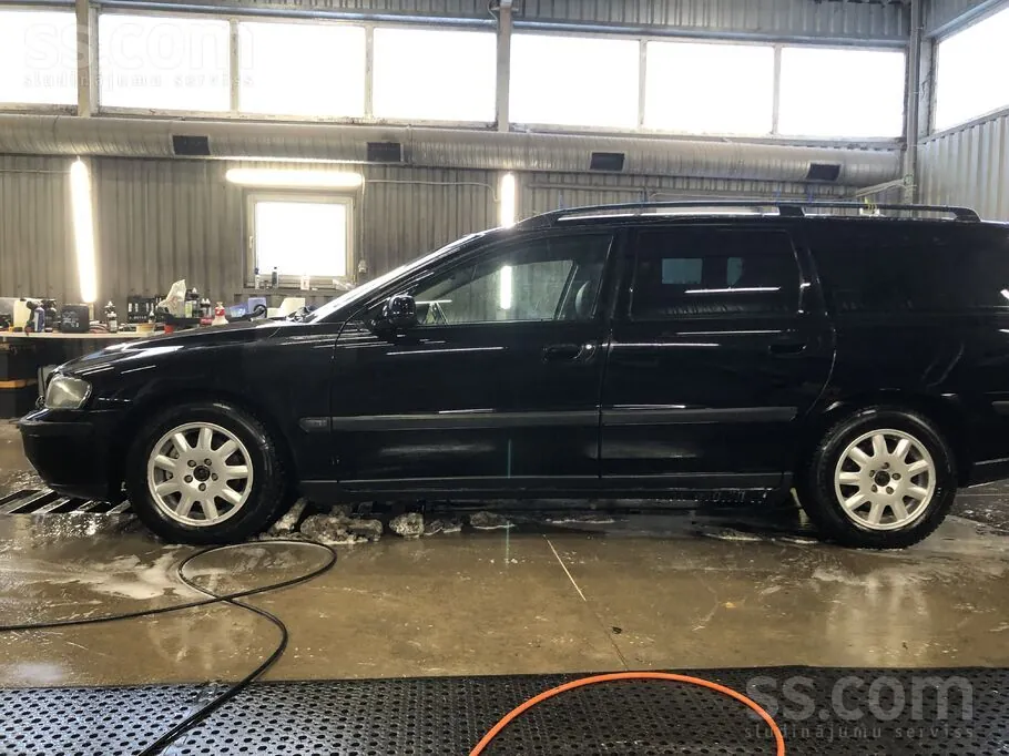 Volvo V70 2002 photo 3
