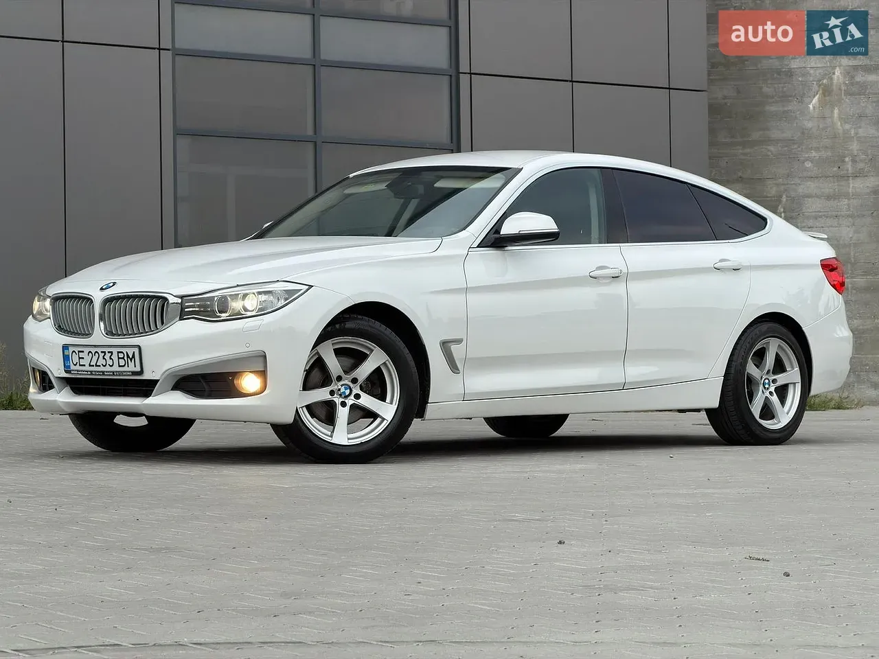BMW 3 Series Gt 2014 photo 2
